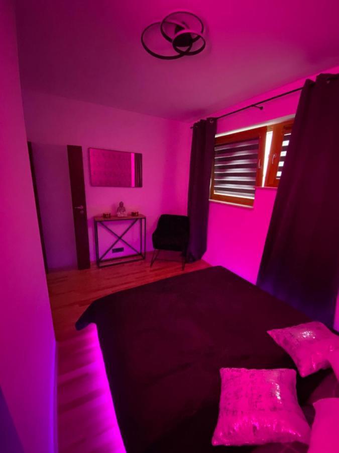 Secret Apartments Chelmska 55M2 Varsovie Extérieur photo